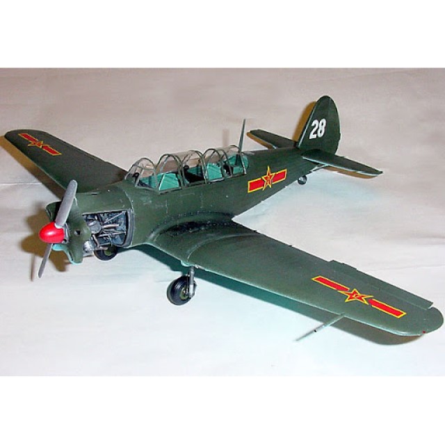 Yakovlev Yak-18 "Max"