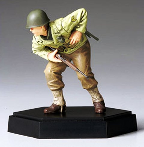Fully assembled & painted 1/35 scale models series